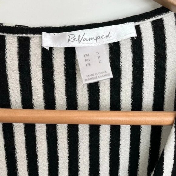 Revamped Black and White Striped Wrap V Neck Blouse size small - Picture 3 of 5